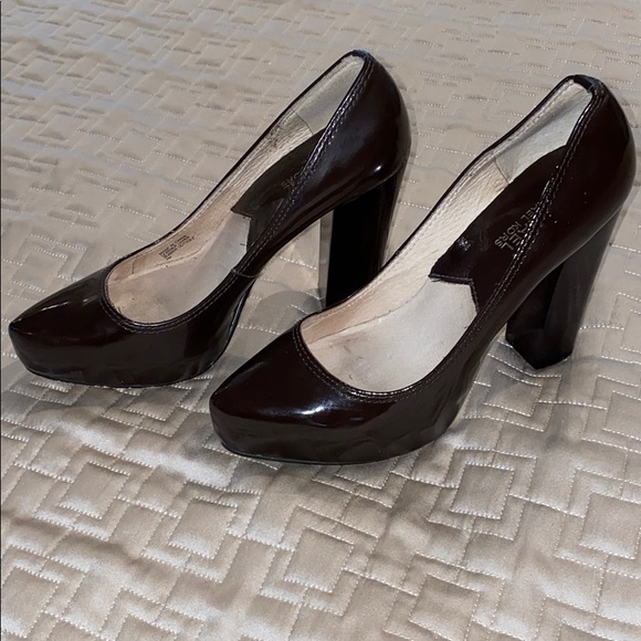 Michael Kors heels - Picture 2 of 5